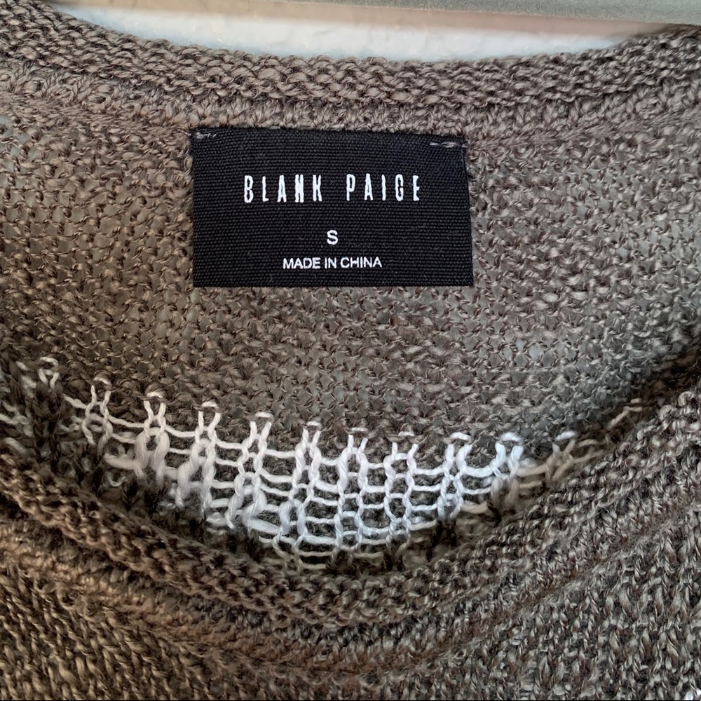 Star Sweater - Picture 3 of 4